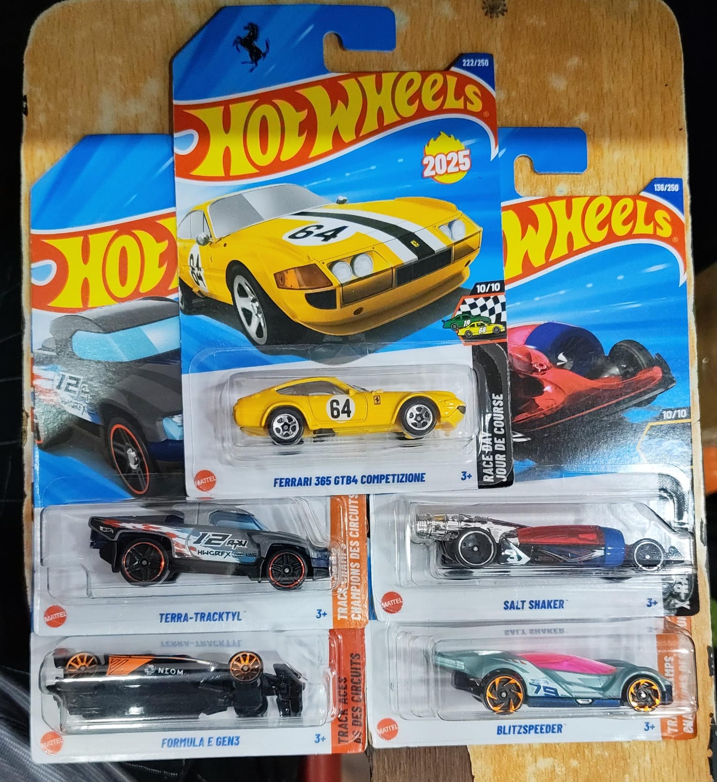 Hot Wheels Mainline - Combo Pack of 5 Cars - Long Card