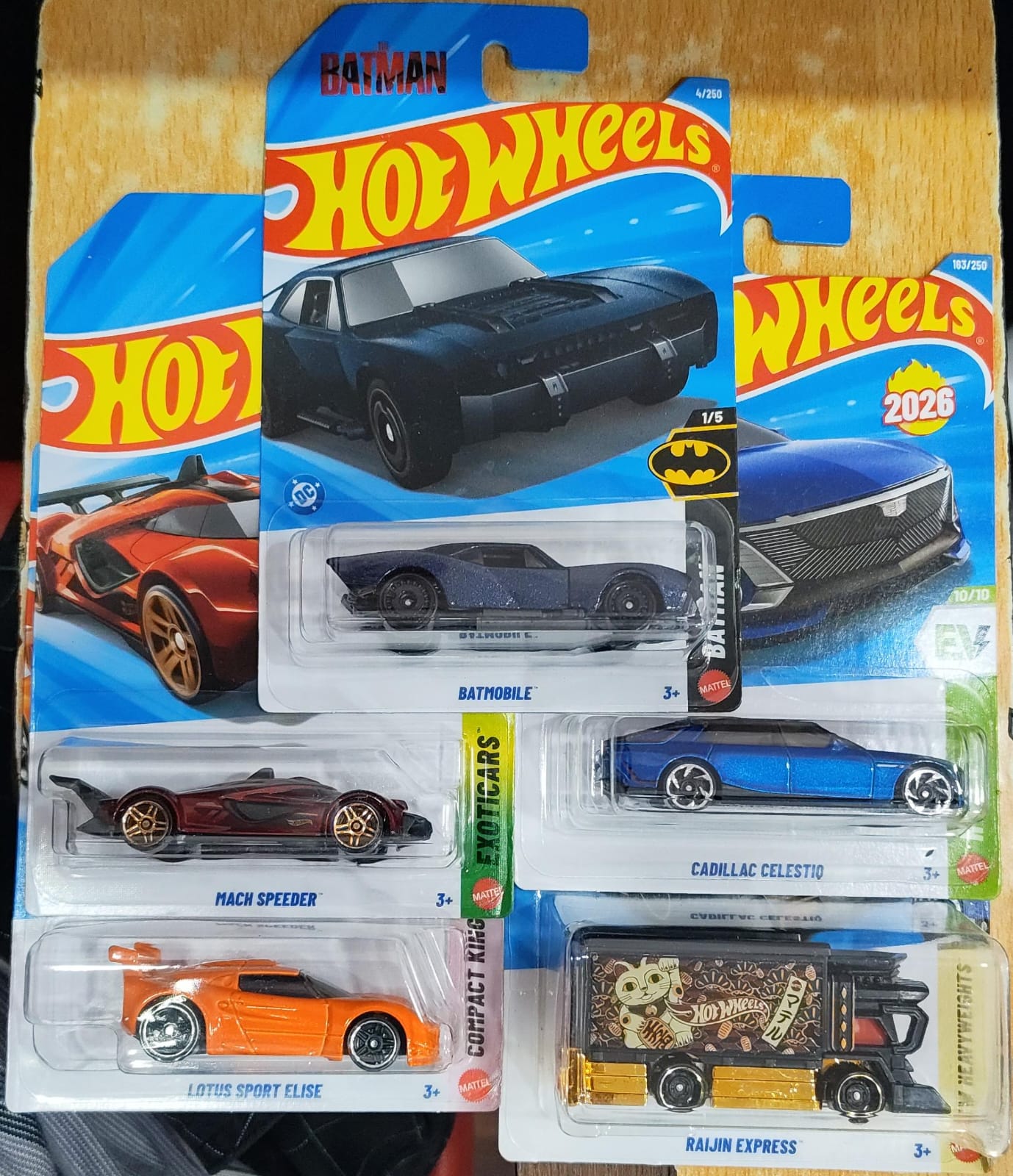 Hot Wheels Mainline - J Case 2026 Combo Pack of 5 Cars - Long Card