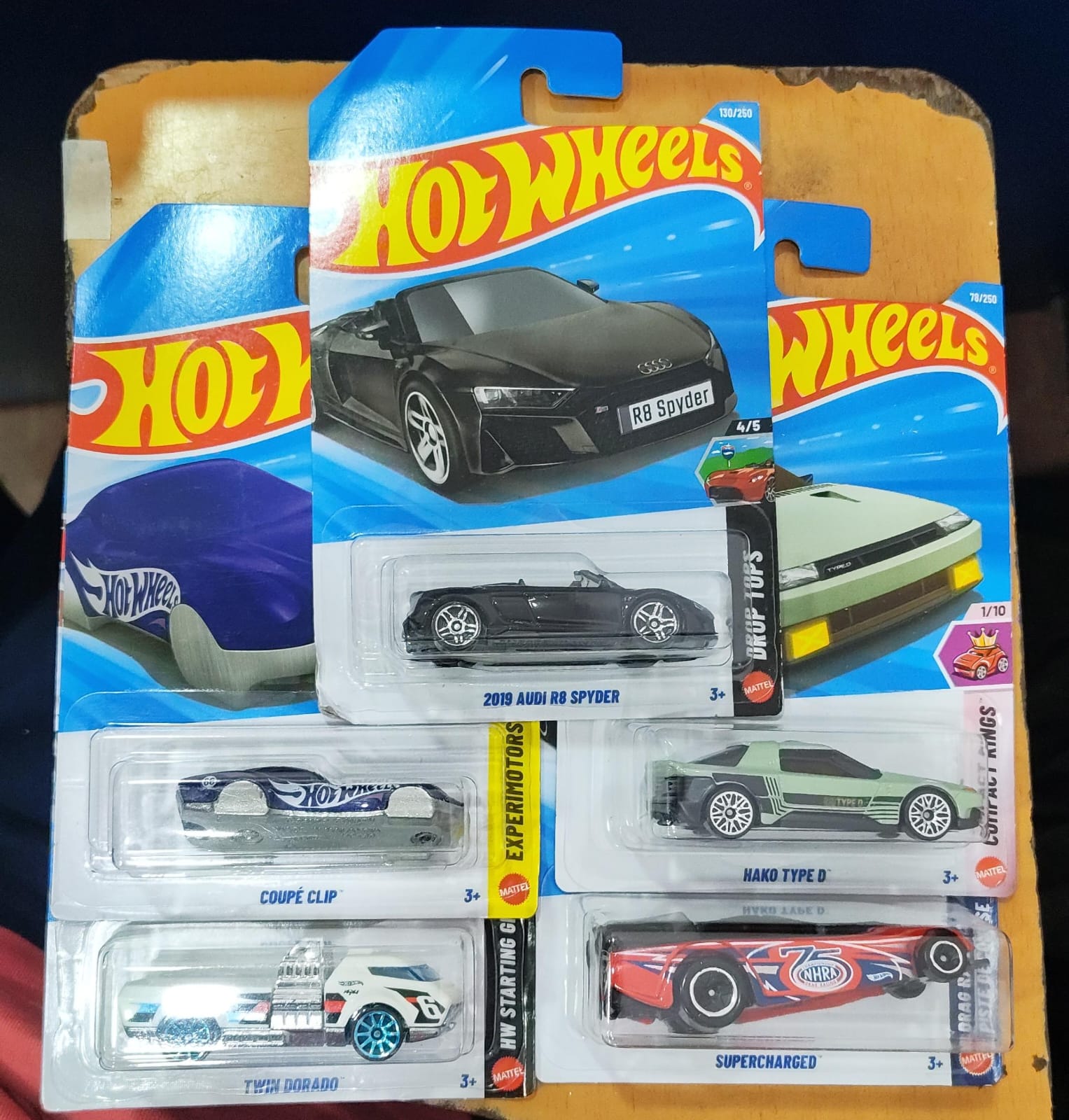 Hot Wheels Mainline - E Case 2026 - Combo Pack of 5 Cars