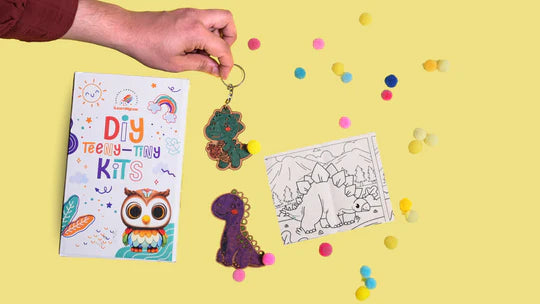 ilearnngrow Teeny Tiny DIY Dino Painting Kit – 3‑in‑1 Dinosaur Craft Set for Kids