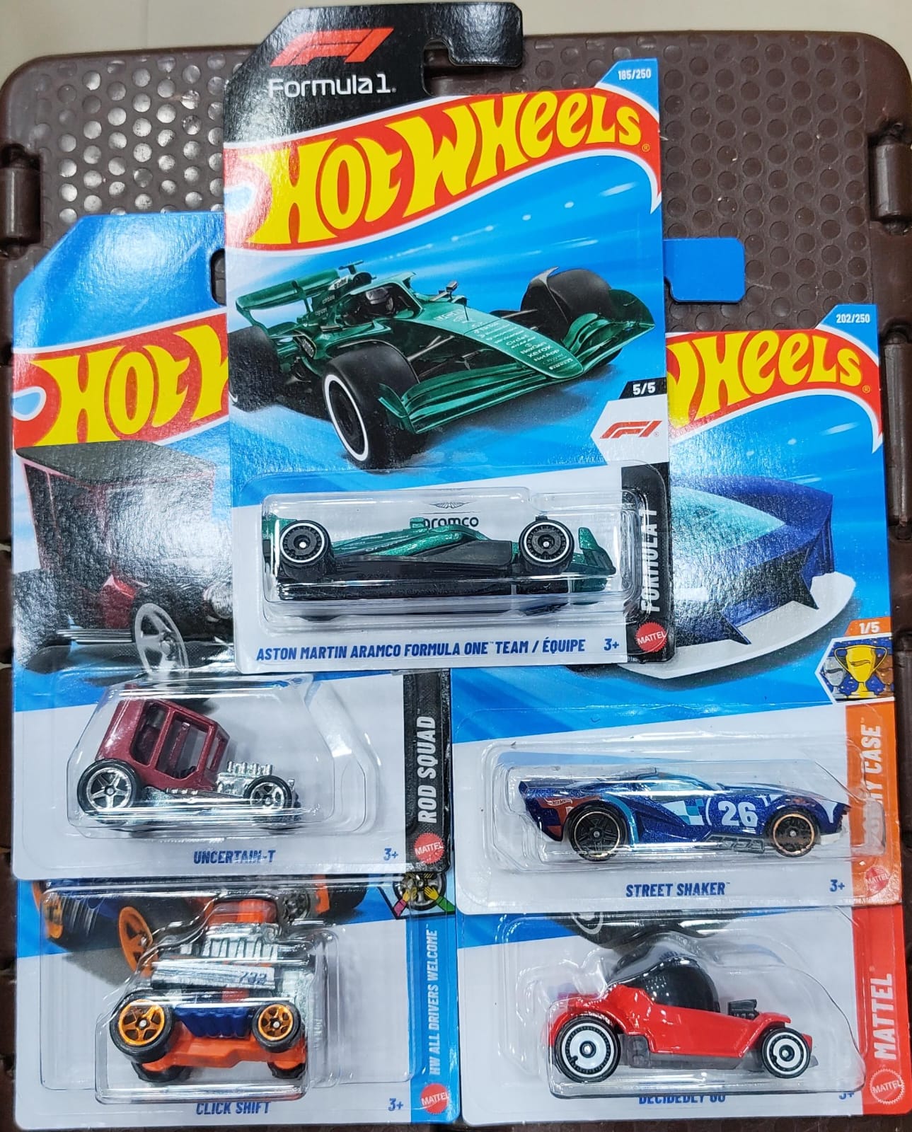 Hot Wheels Mainline - Pack of 5 Cars - L Case 2026