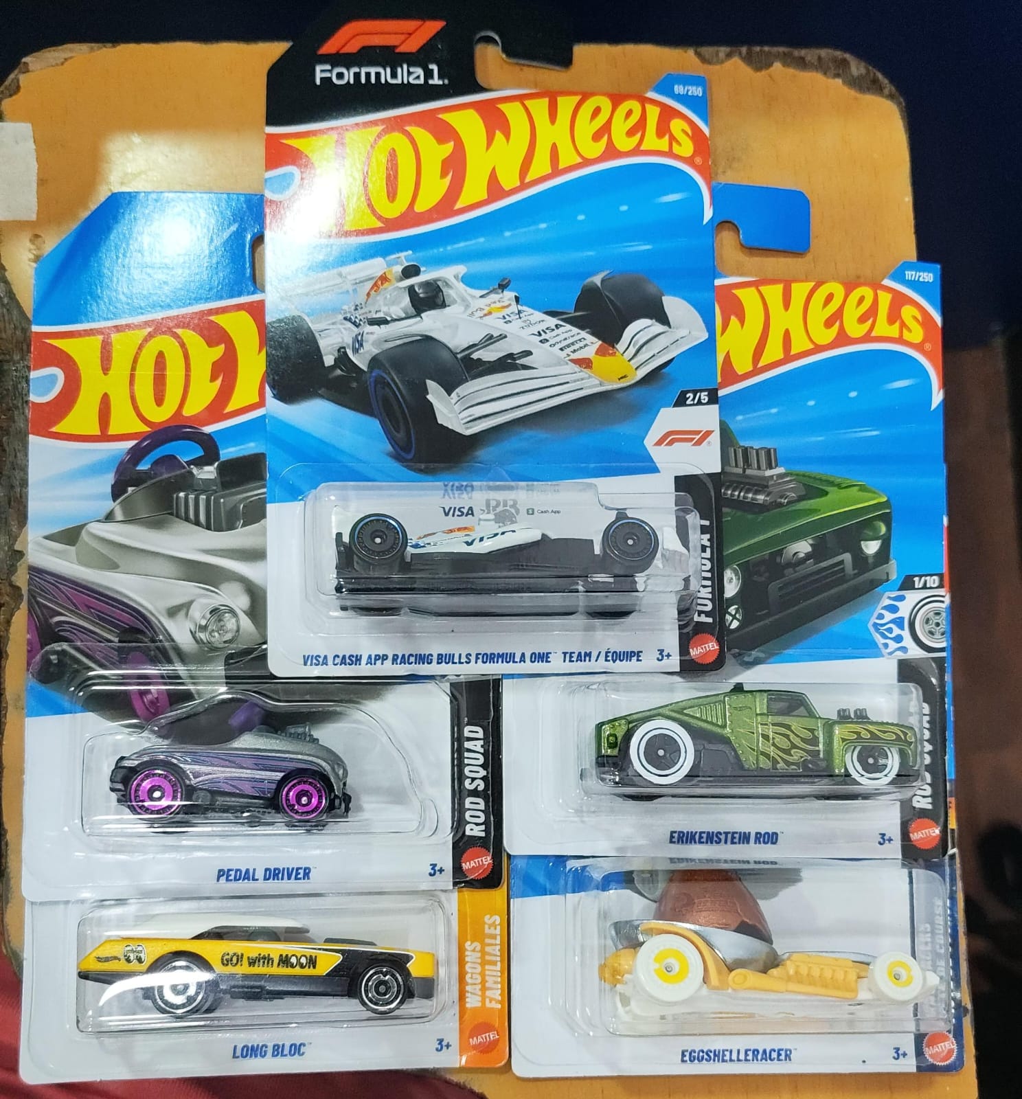 Hot Wheels Mainline - E Case 2026 - Combo Pack of 5 Cars