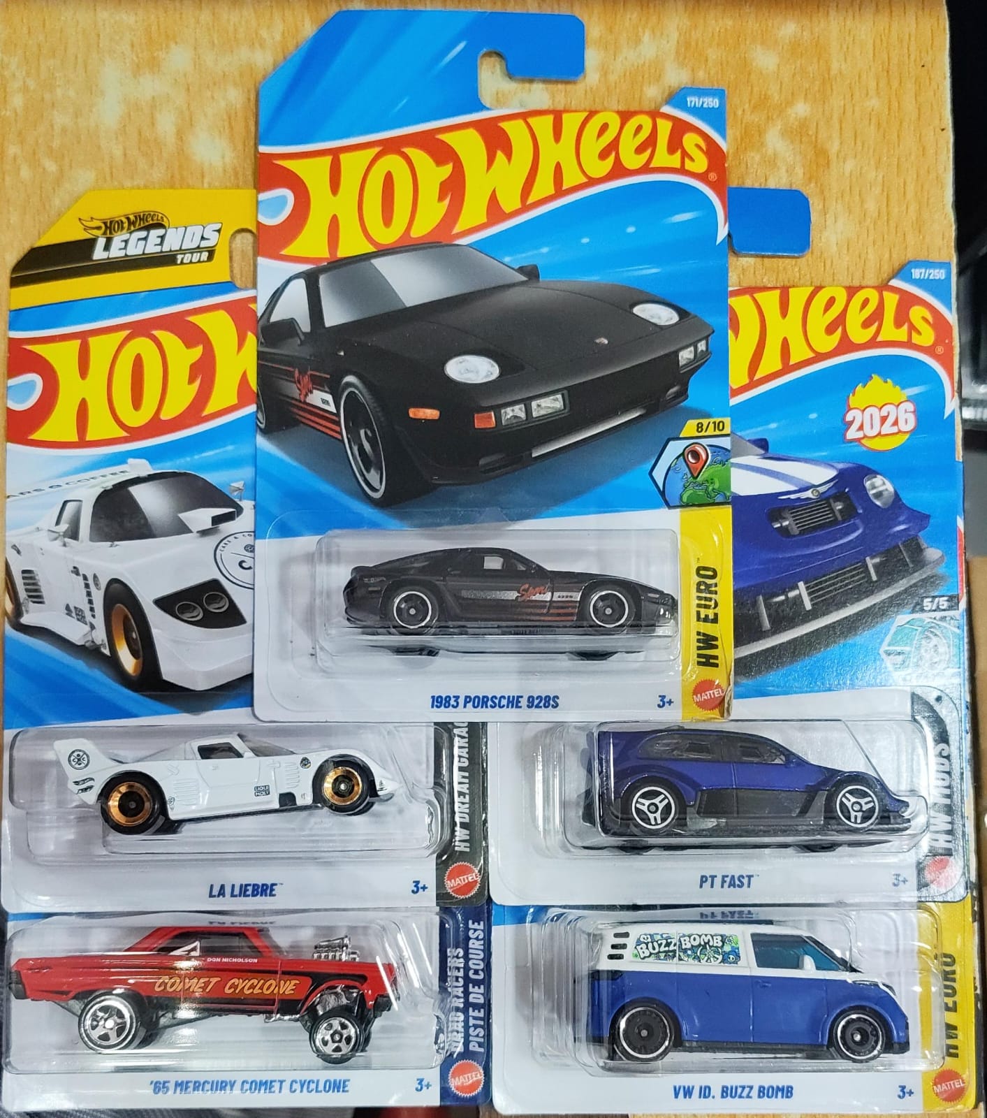 Hot Wheels Mainline - J Case 2026 Combo Pack of 5 Cars - Long Card