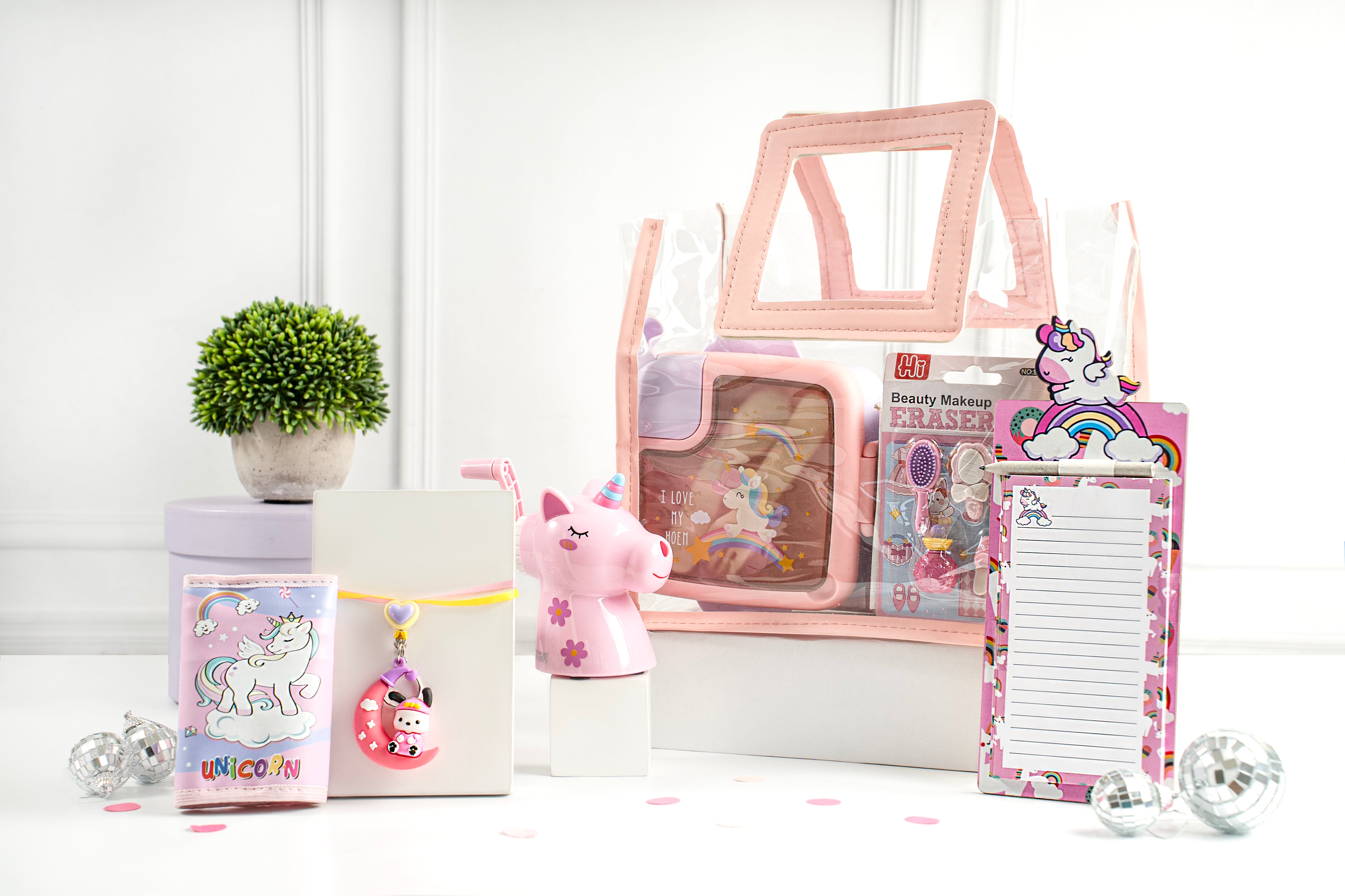 ilearnngrow Pink Bag Unicorn Hamper - Multicolor