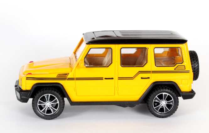 Centy Toys Plastic G-Power SUV Pull Back Car Toy (Multicolor