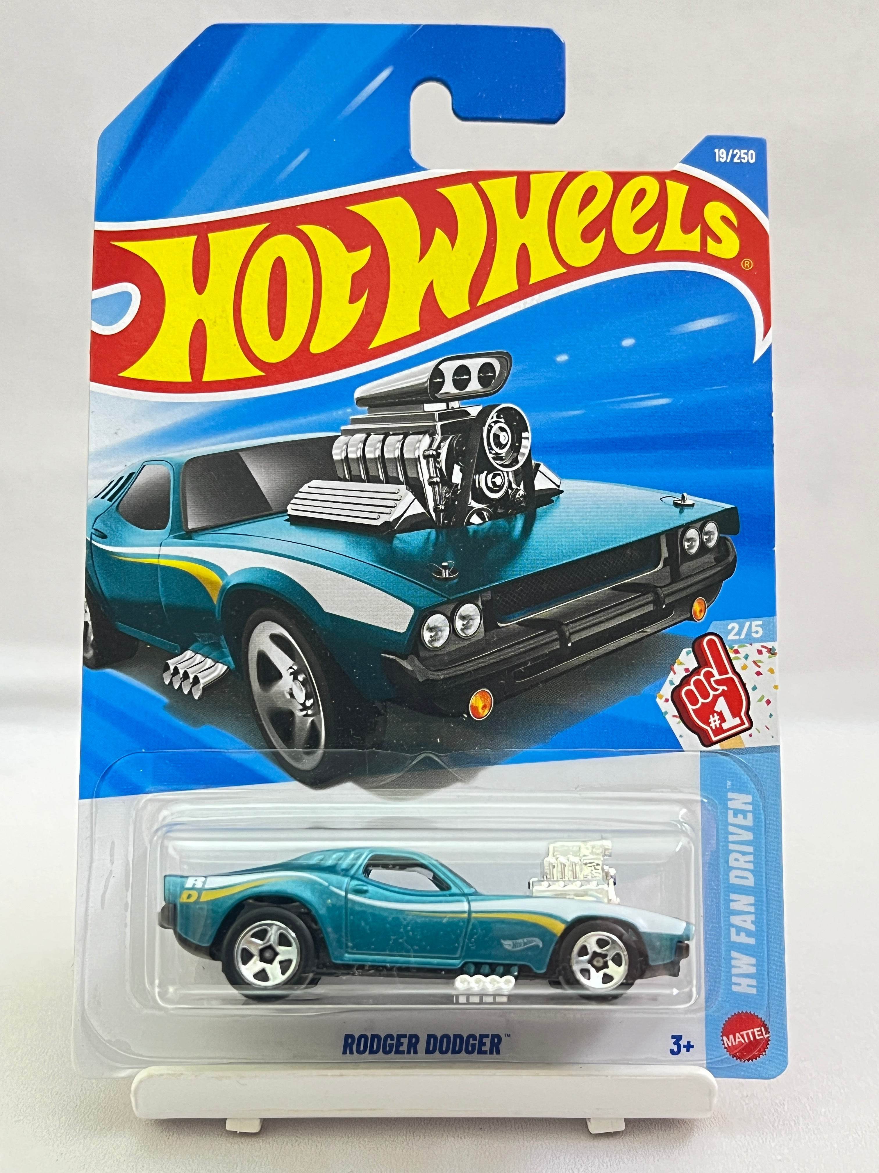Hot Wheels Imported Premium - Short Card - Rodger Dodger