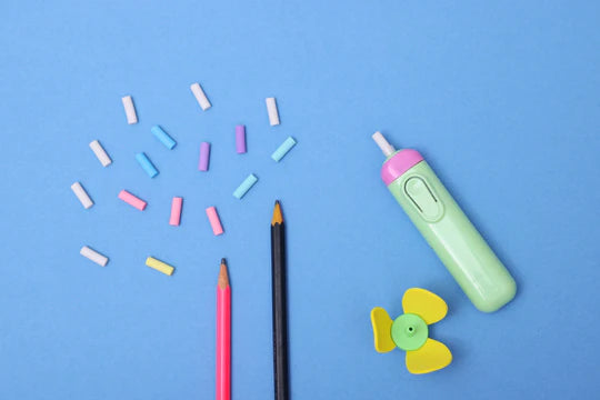 ilearnngrow Adorable Electric Erasers with Fan & 30 Refills – Set of 1 for Kids & Artists, Battery-Operated Automatic Eraser