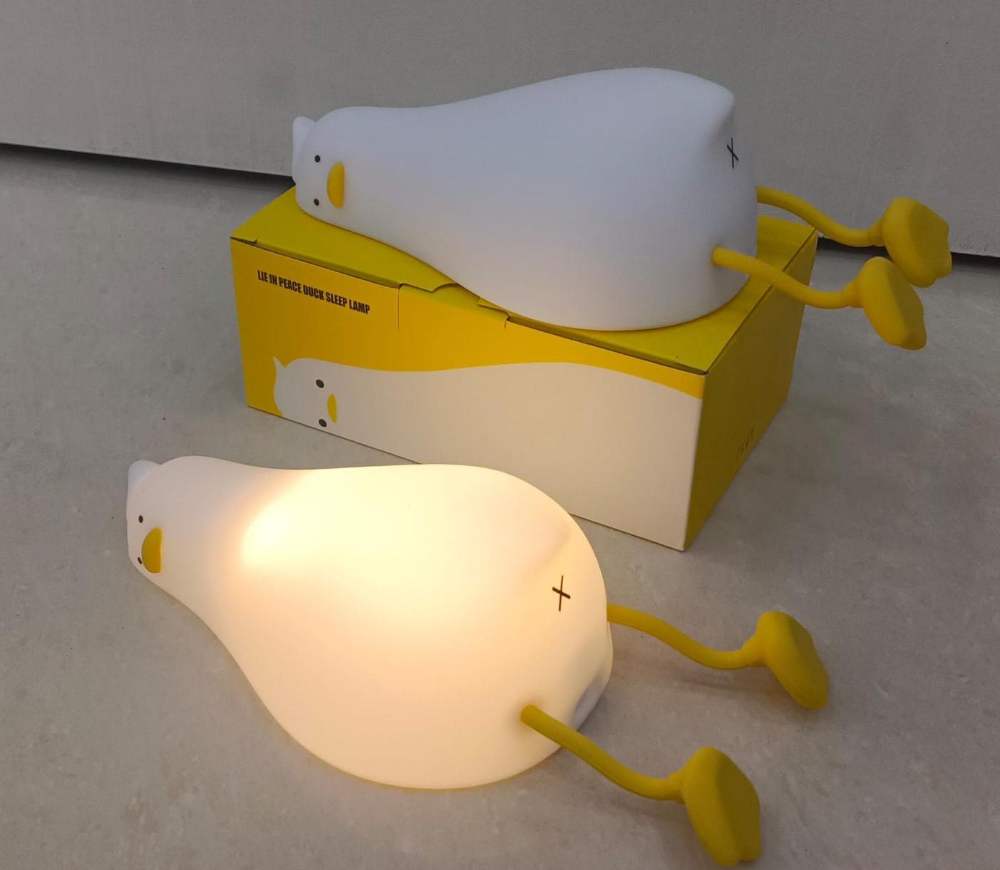 Night Light, USB Rechargeable Silicone Duck Shaped Night Light Cute Kids Night Light with Touch Sensor 3 Modes Adjustable Brightness - Color & Design May Vary