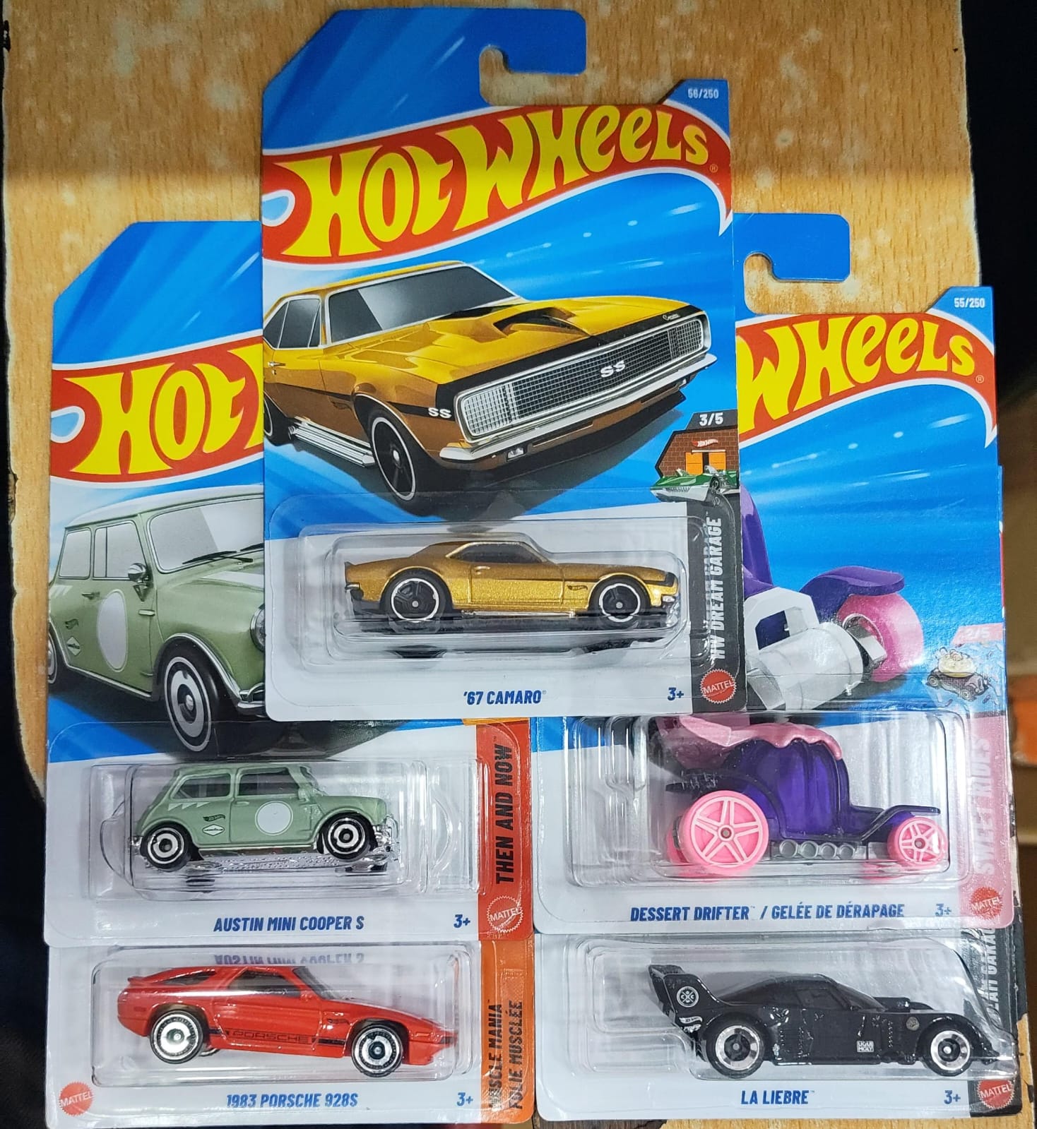 Hot Wheels Mainline - D Case Mix Combo Car - Long Card