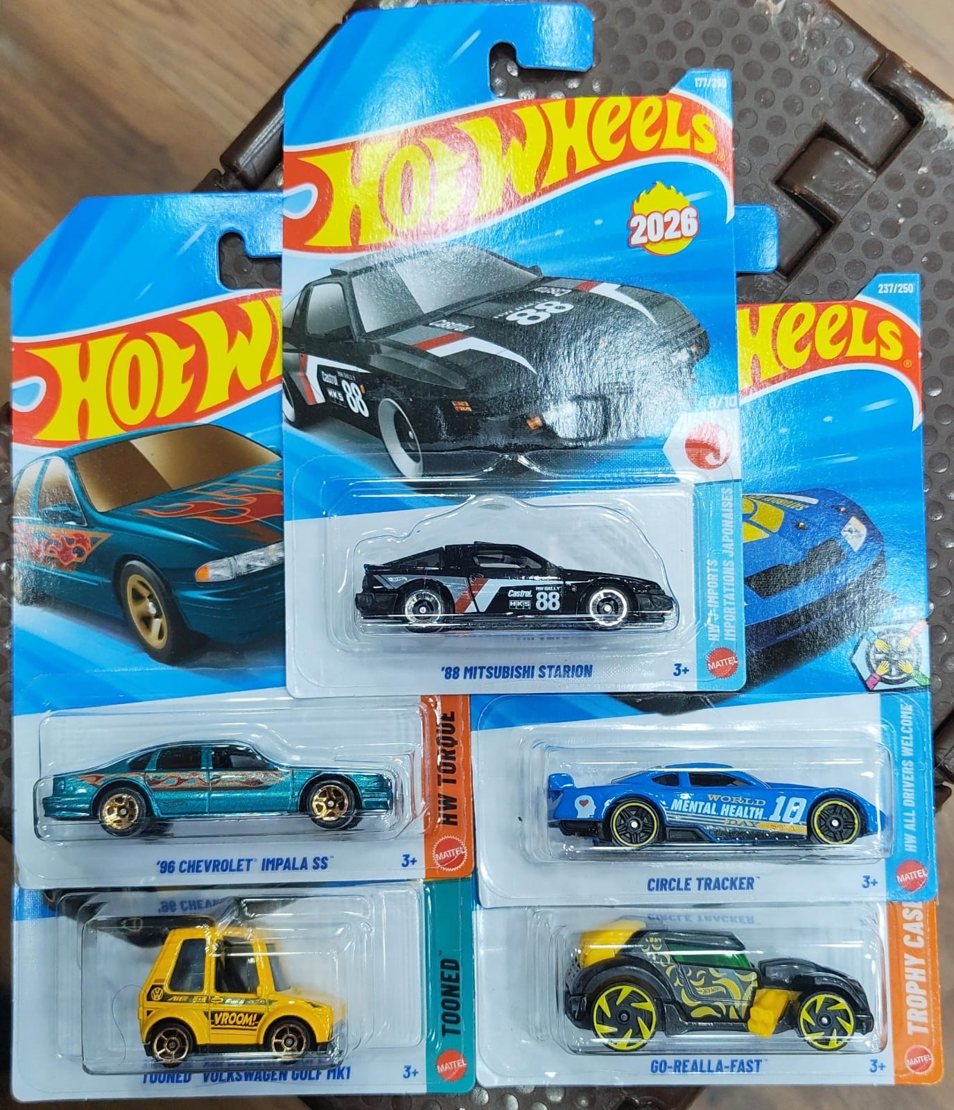 Hot Wheels Mainline - Pack of 5 Cars - P Case 2026
