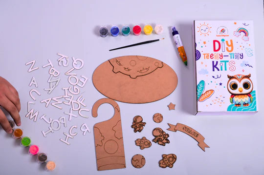 ilearnngrow Teeny Tiny Space Theme DIY Name Plate & Door Knob Kit – Paint & Decor Craft Set for Kids