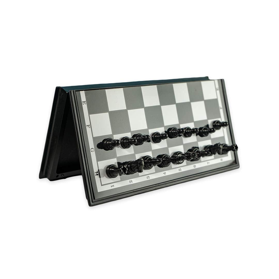 Ratna's Black & White Magnetic Chess Set - Black & White