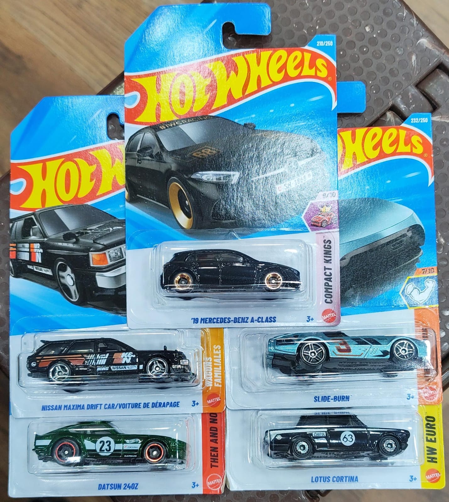 Hot Wheels Mainline - Pack of 5 Cars - M Case 2026