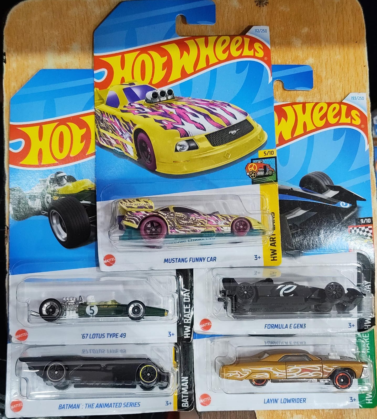 Hot Wheels Mainline - L Case (2025) - Combo Pack of 5 Cars - Long Card