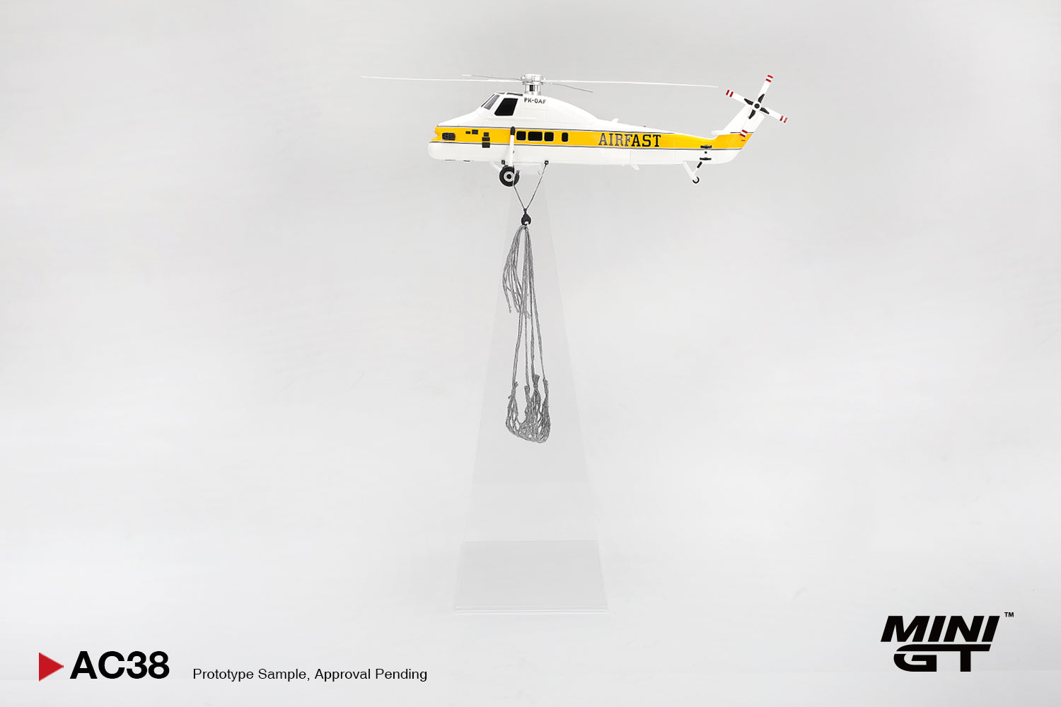 [Pre-Order] Mini GT #AC38 - Sikorsky S58T Helicopter 1985 Camel Trophy
