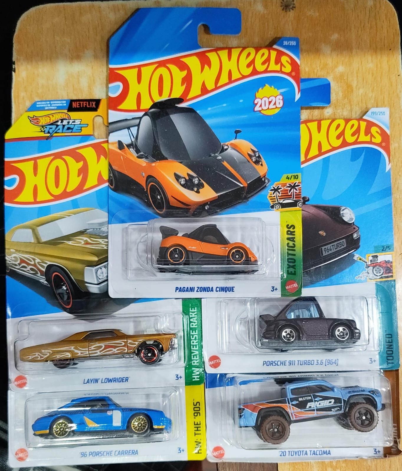 Hot Wheels Mainline - L Case (2025) - Combo Pack of 5 Cars - Long Card