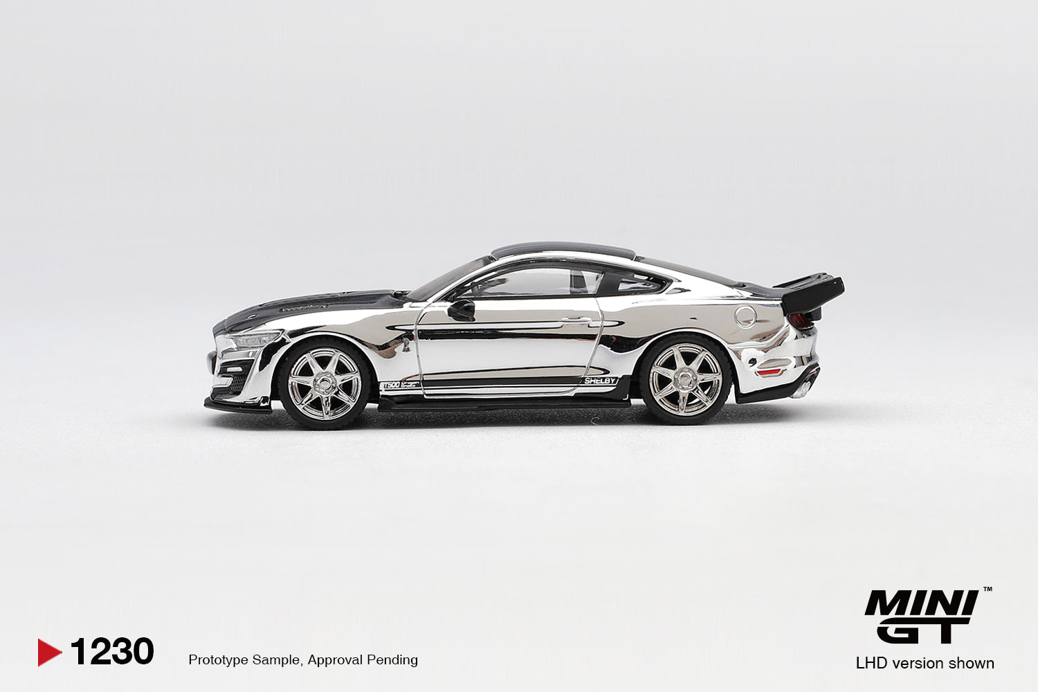 [Pre-Order] Mini GT #1230- Box Packing : Shelby GT500 Dragon Snake Concept Chrome Silver