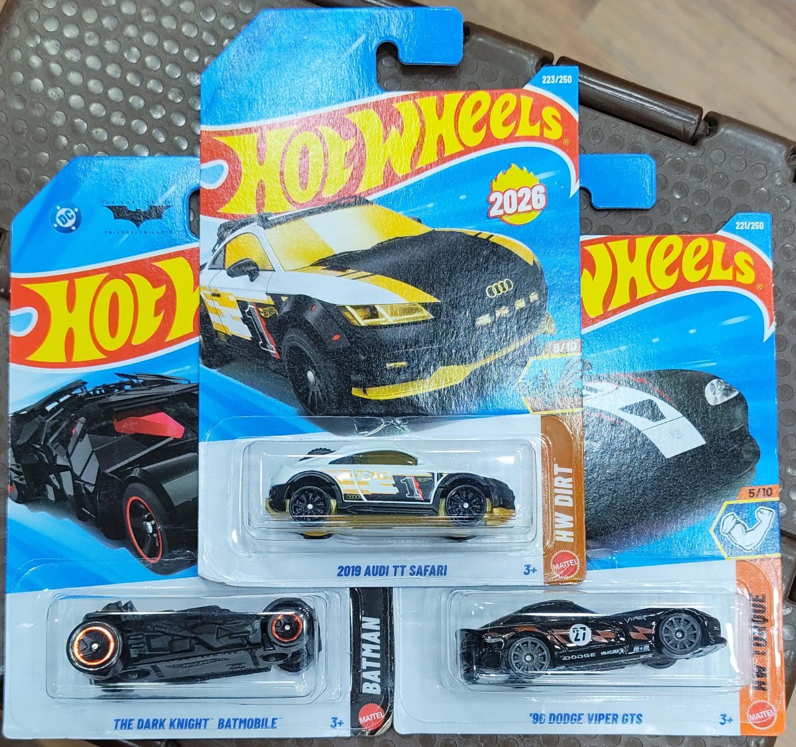 Hot Wheels Mainline - Pack of 3 Cars - Combo Cars Set
