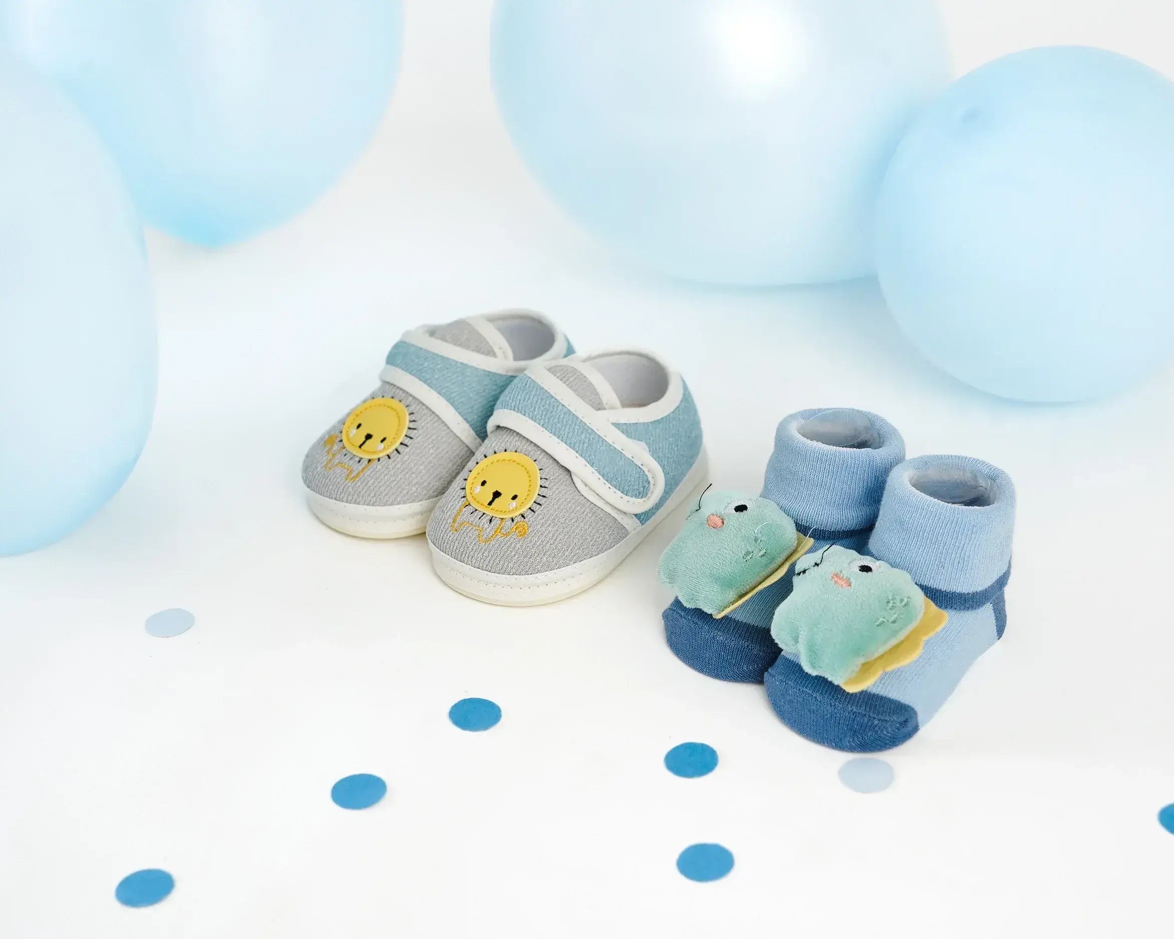 Baby shower gift hamper for boys with essentials set