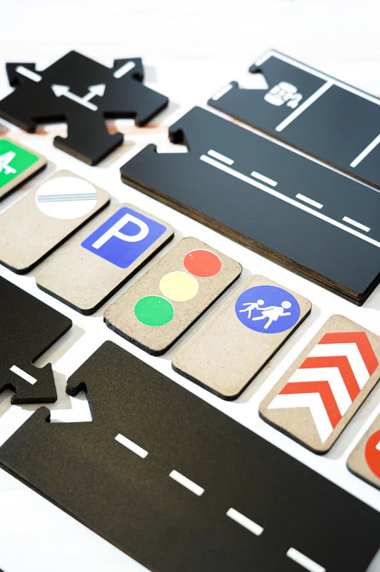 ilearnngrow Road Tracks Game