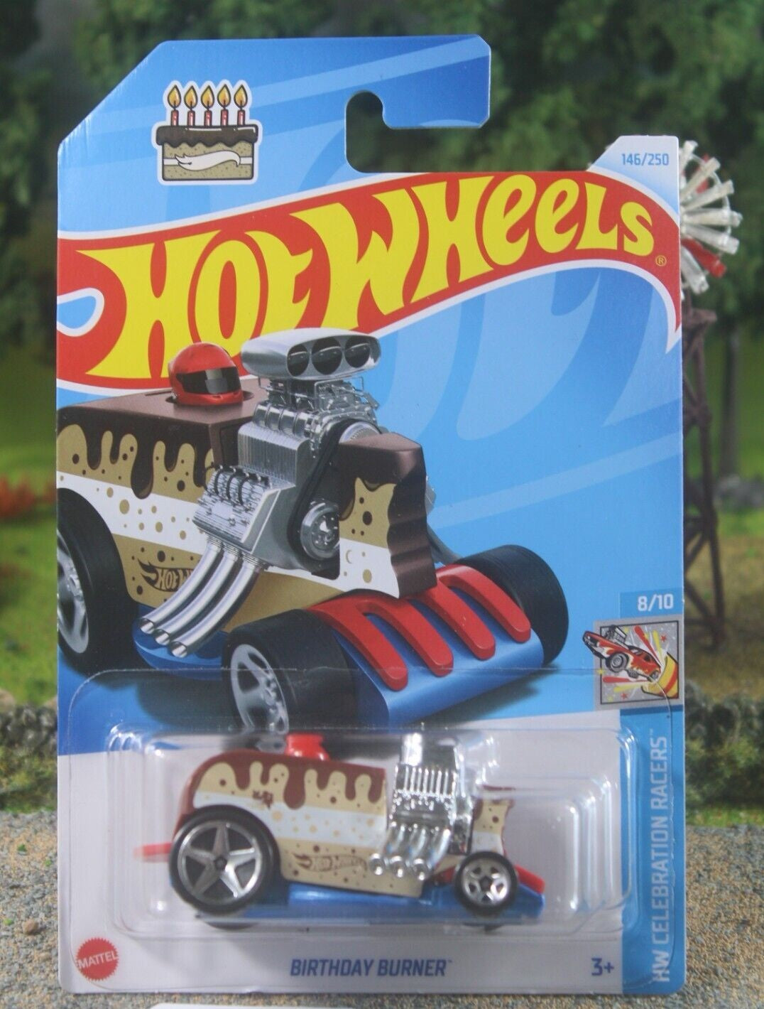 Hot Wheels Mainline – HW Celebration Racers - Birthday Burner - HRY72 - Multicolor