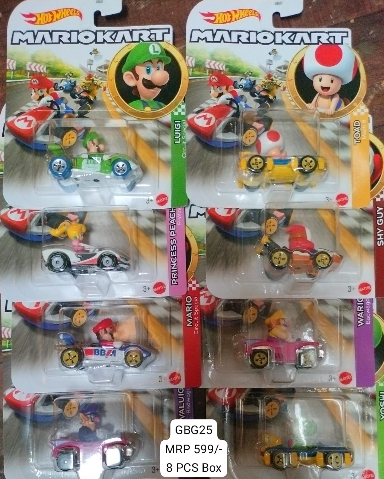 Hot Wheels Mario Kart Assortment - Set 8 Mini Cars Mattel - GBG25-954T