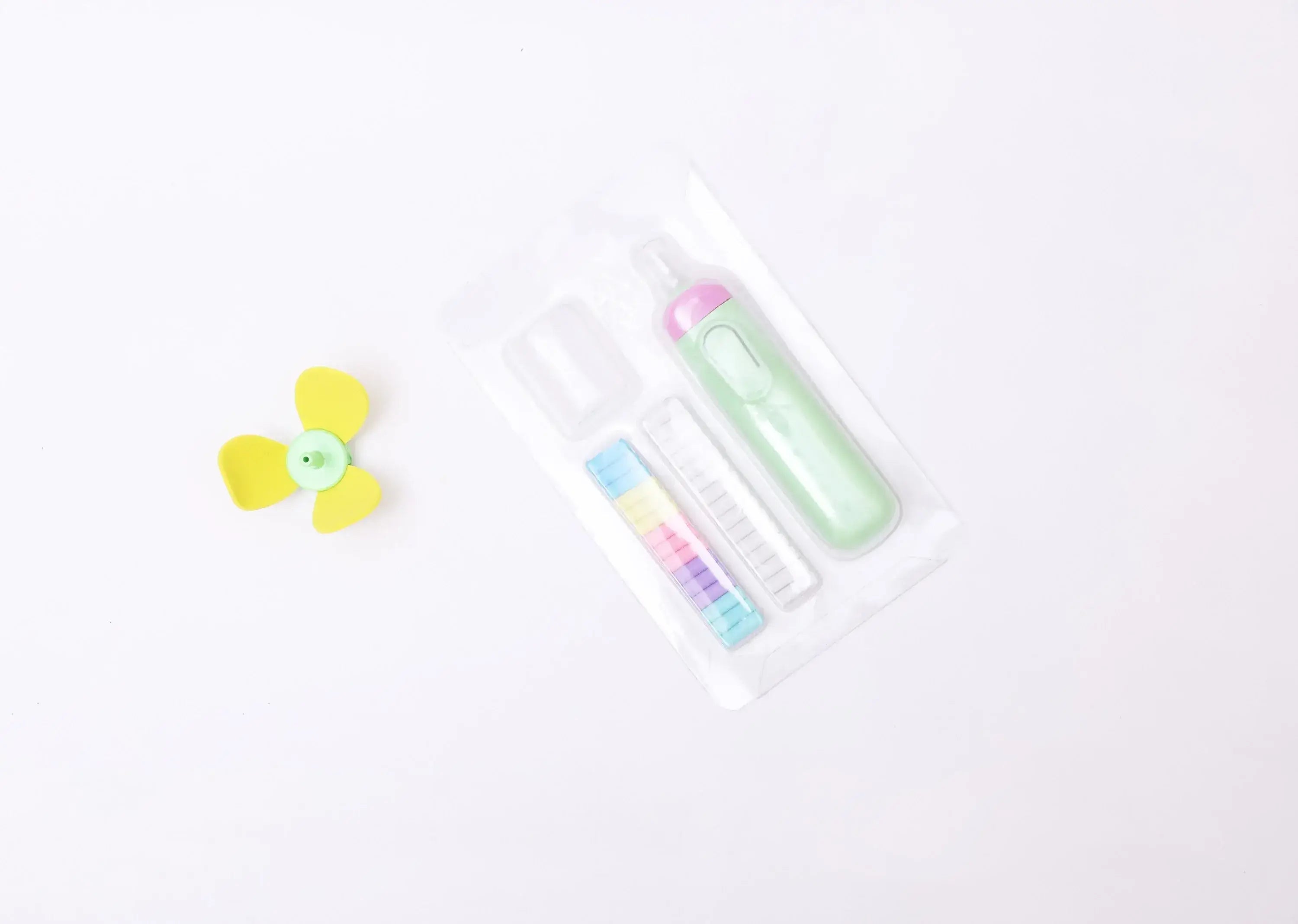 iLearnNGrow Electric Eraser – Electric Eraser for Kids - ilearnngrow Learning Solutions Pvt Ltd