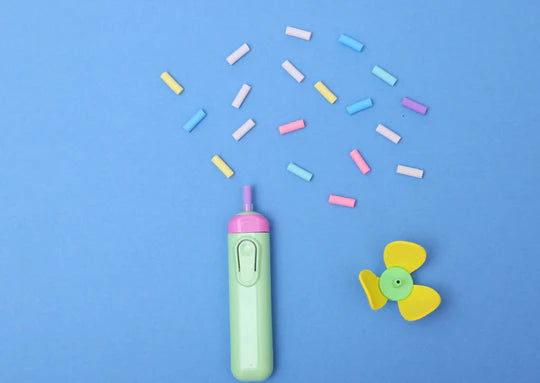 ilearnngrow Adorable Electric Erasers with Fan & 30 Refills – Set of 1 for Kids & Artists, Battery-Operated Automatic Eraser