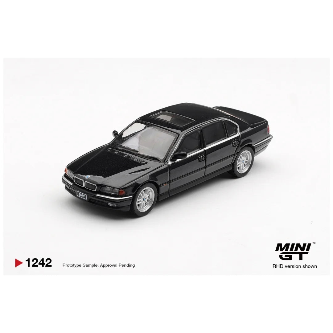 MINI GT Blister Pack #1242 – BMW 750iL Black Sapphire | 1:64 Die-Cast Model Car