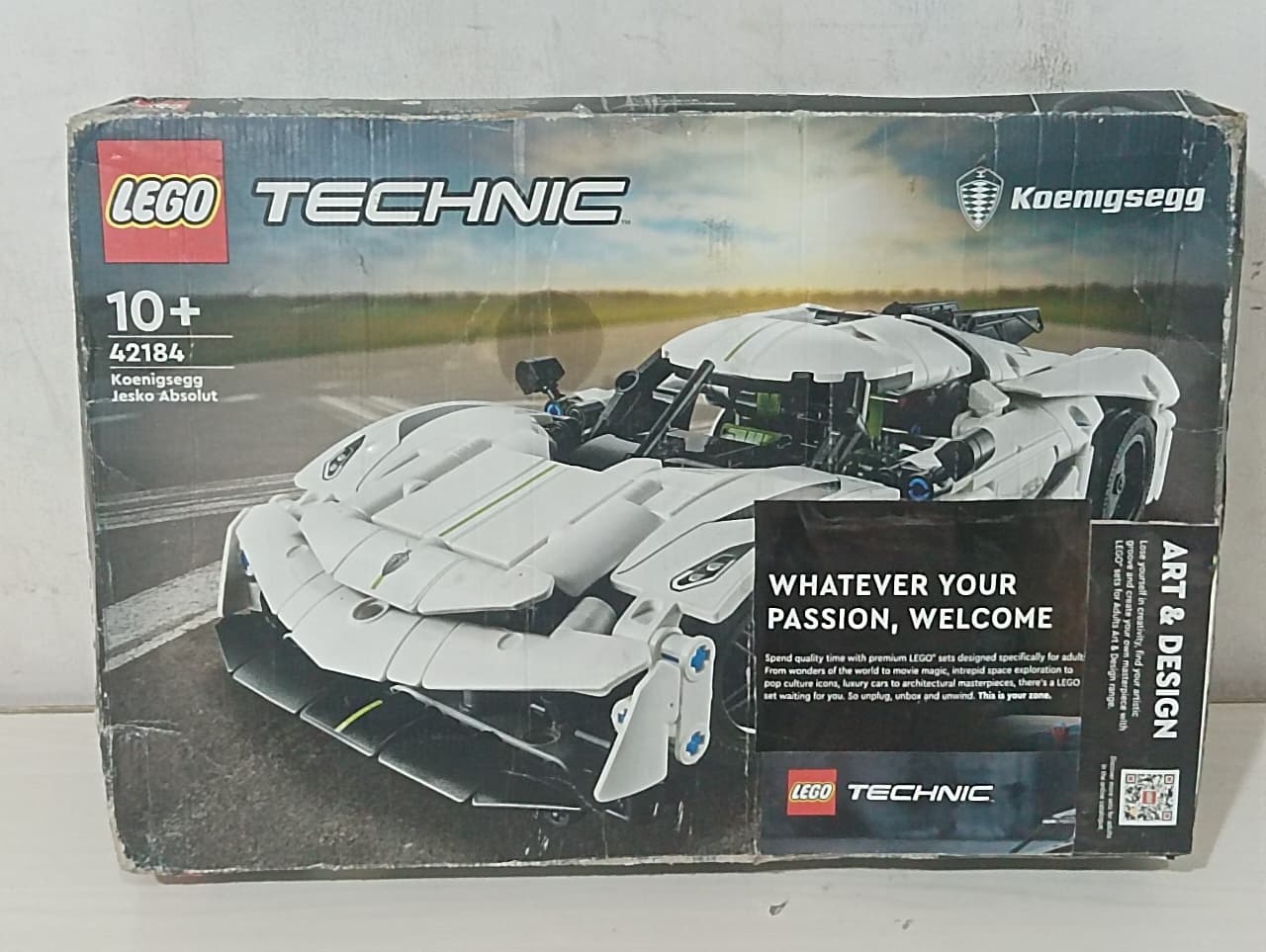 LEGO Technic Koenigsegg Jesko Absolut White Hypercar 42184 Building Blocks (Box Damaged)