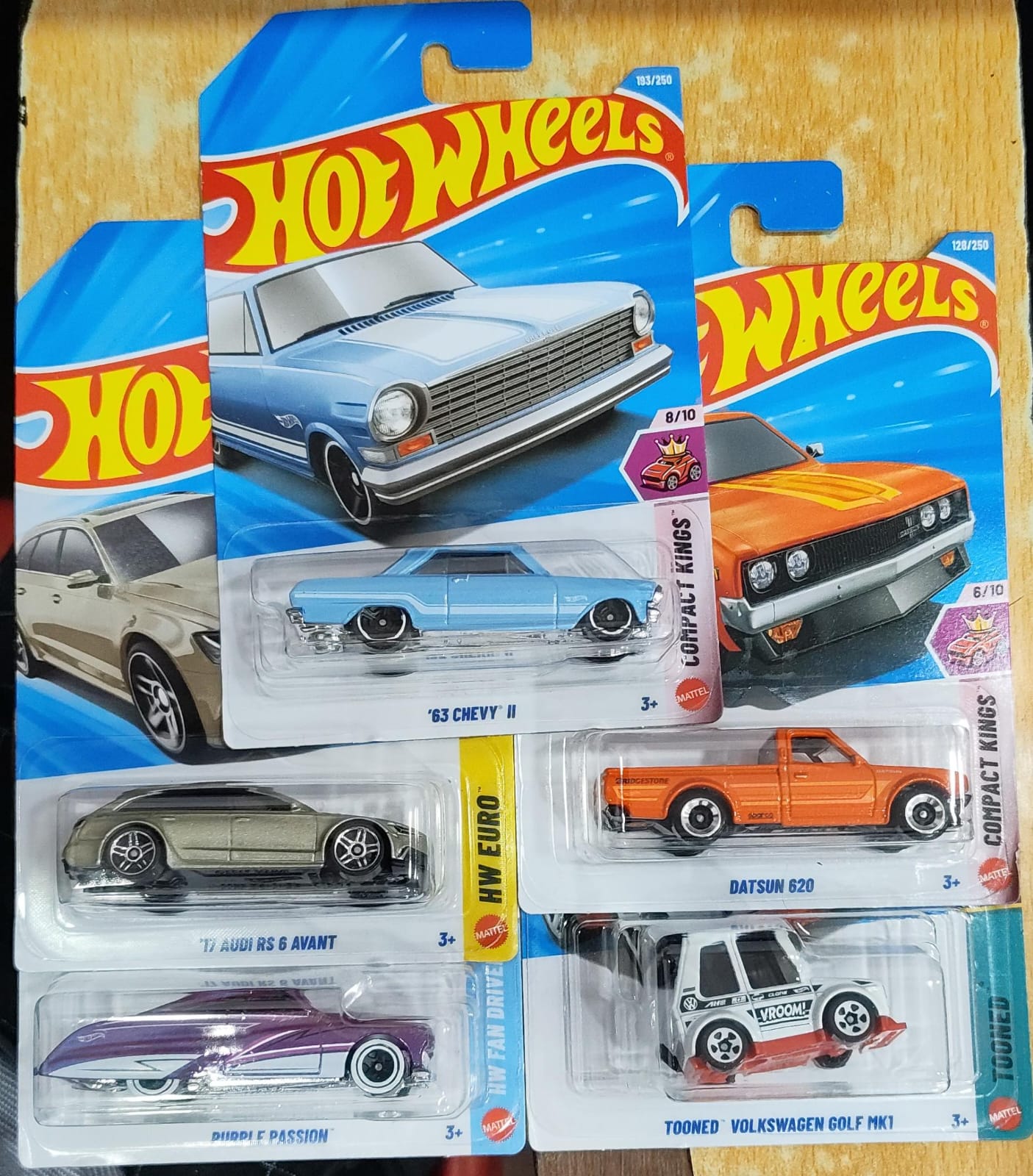 Hot Wheels Mainline - J Case 2026 Combo Pack of 5 Cars - Long Card