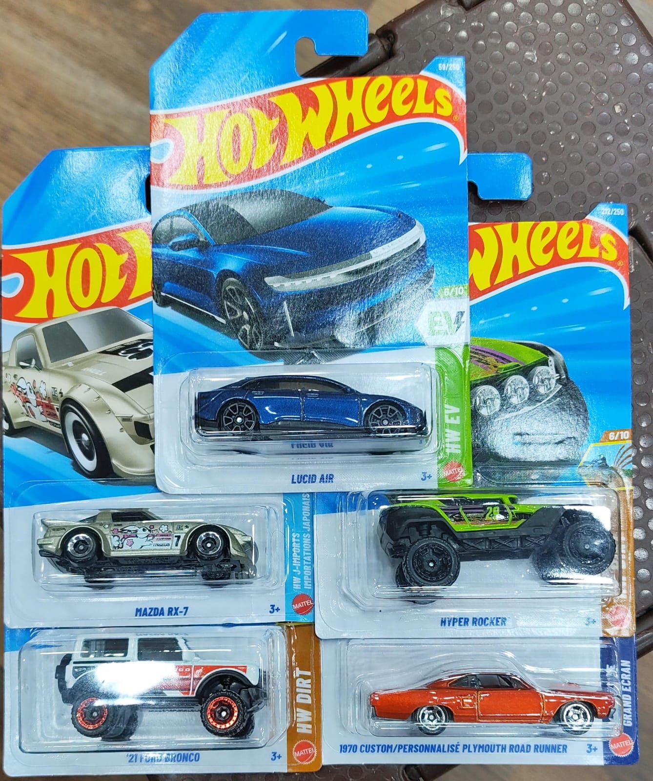 Hot Wheels Mainline - Pack of 5 Cars - M Case 2026