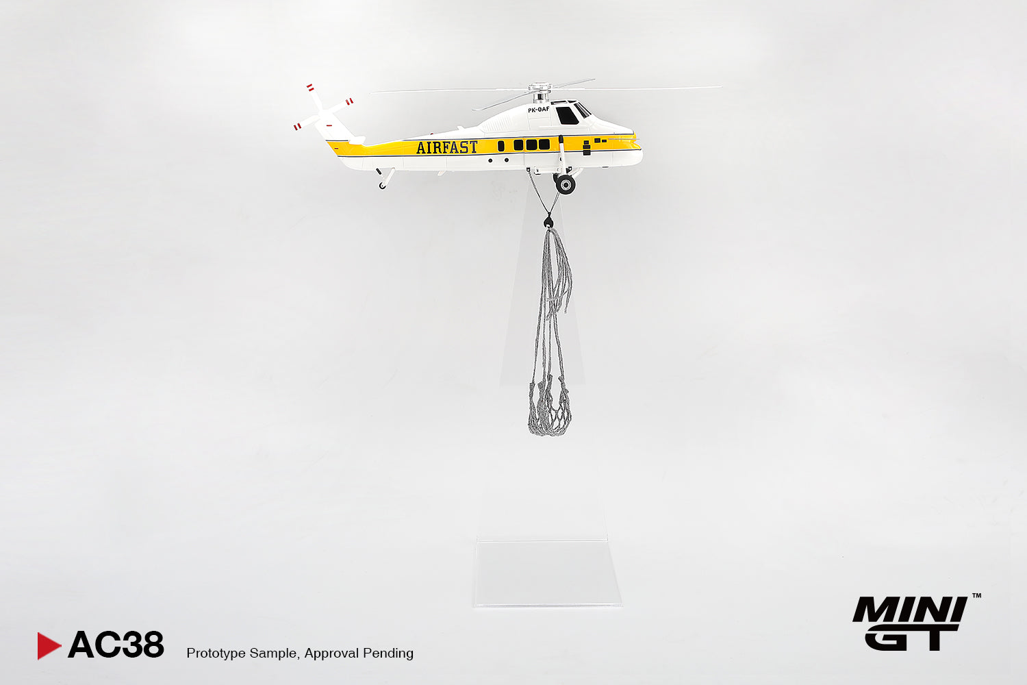 [Pre-Order] Mini GT #AC38 - Sikorsky S58T Helicopter 1985 Camel Trophy