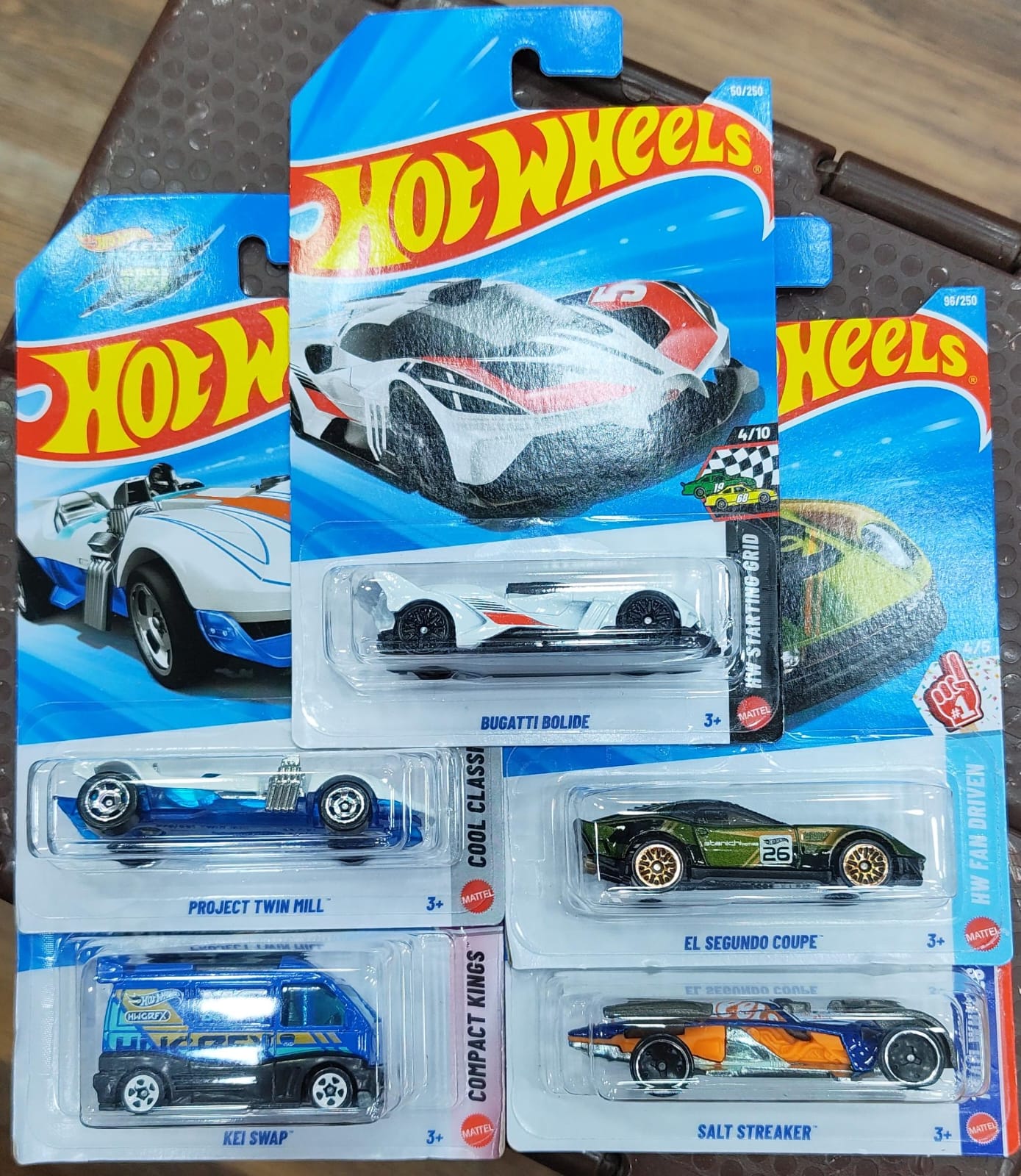 Hot Wheels Mainline - Pack of 5 Cars - M Case 2026