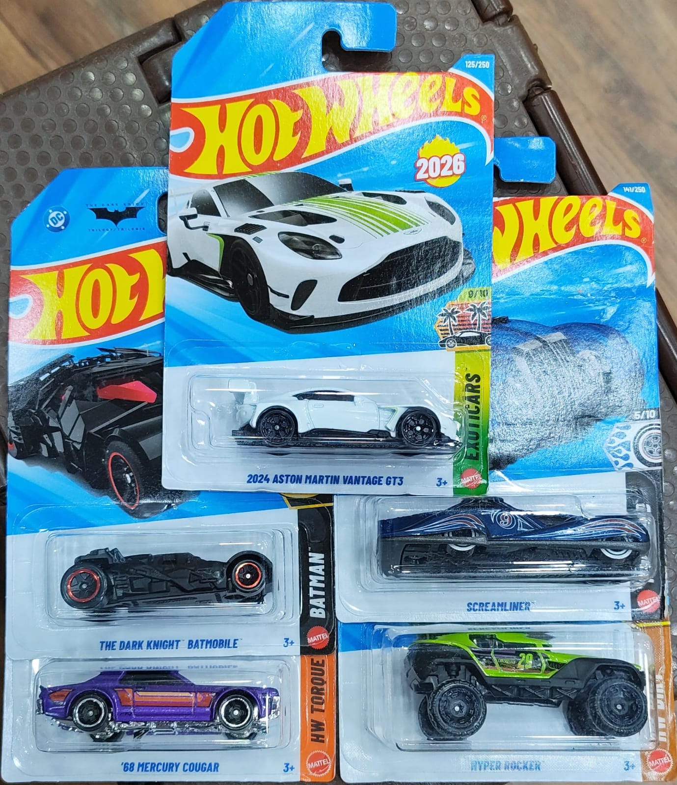 Hot Wheels Mainline - Pack of 5 Cars - M Case 2026 - 01