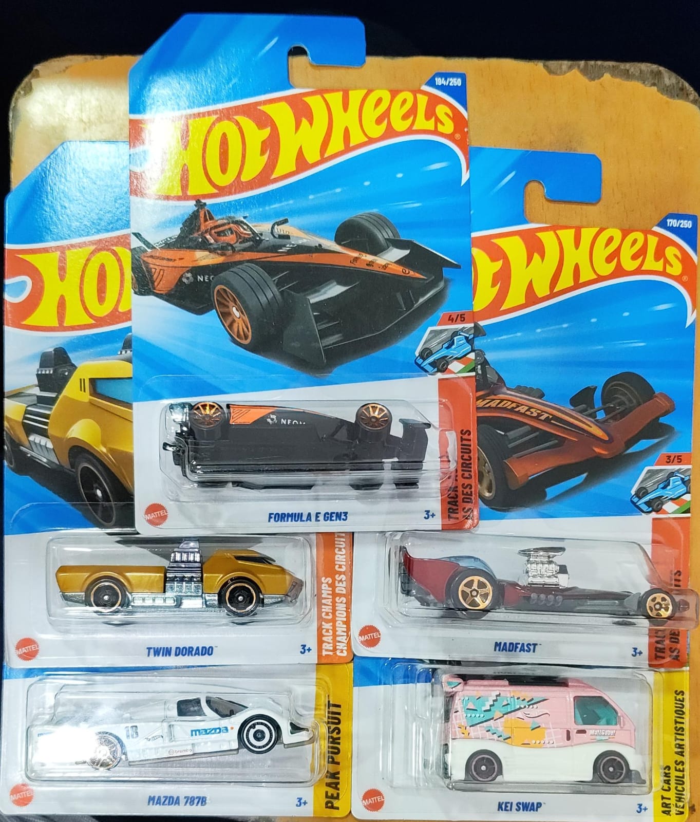 Hot Wheels Mainline - Combo Pack of 5 Cars - Long Card