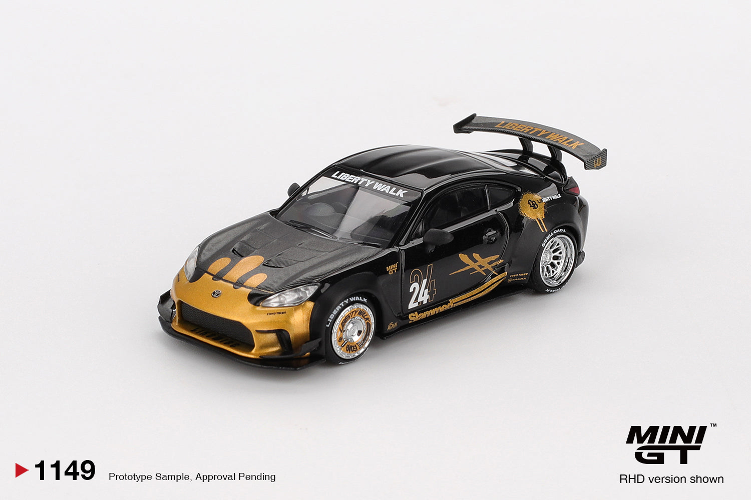 Mini GT #1149: TOYOTA GR86 LBNATION BLACK-GOLD